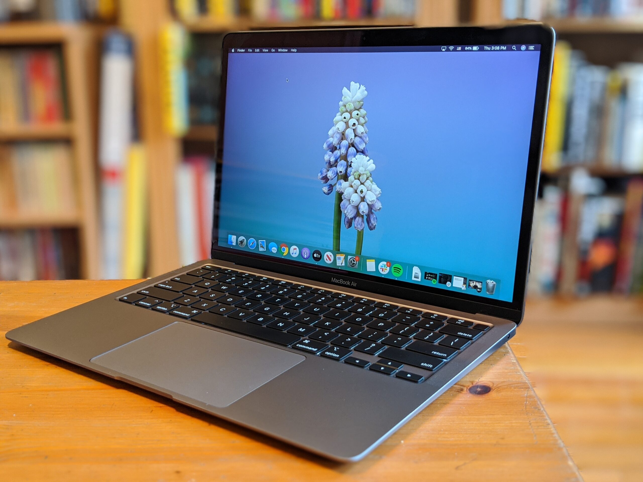  Apple MacBook Air 2021  First Review Initial Introductions